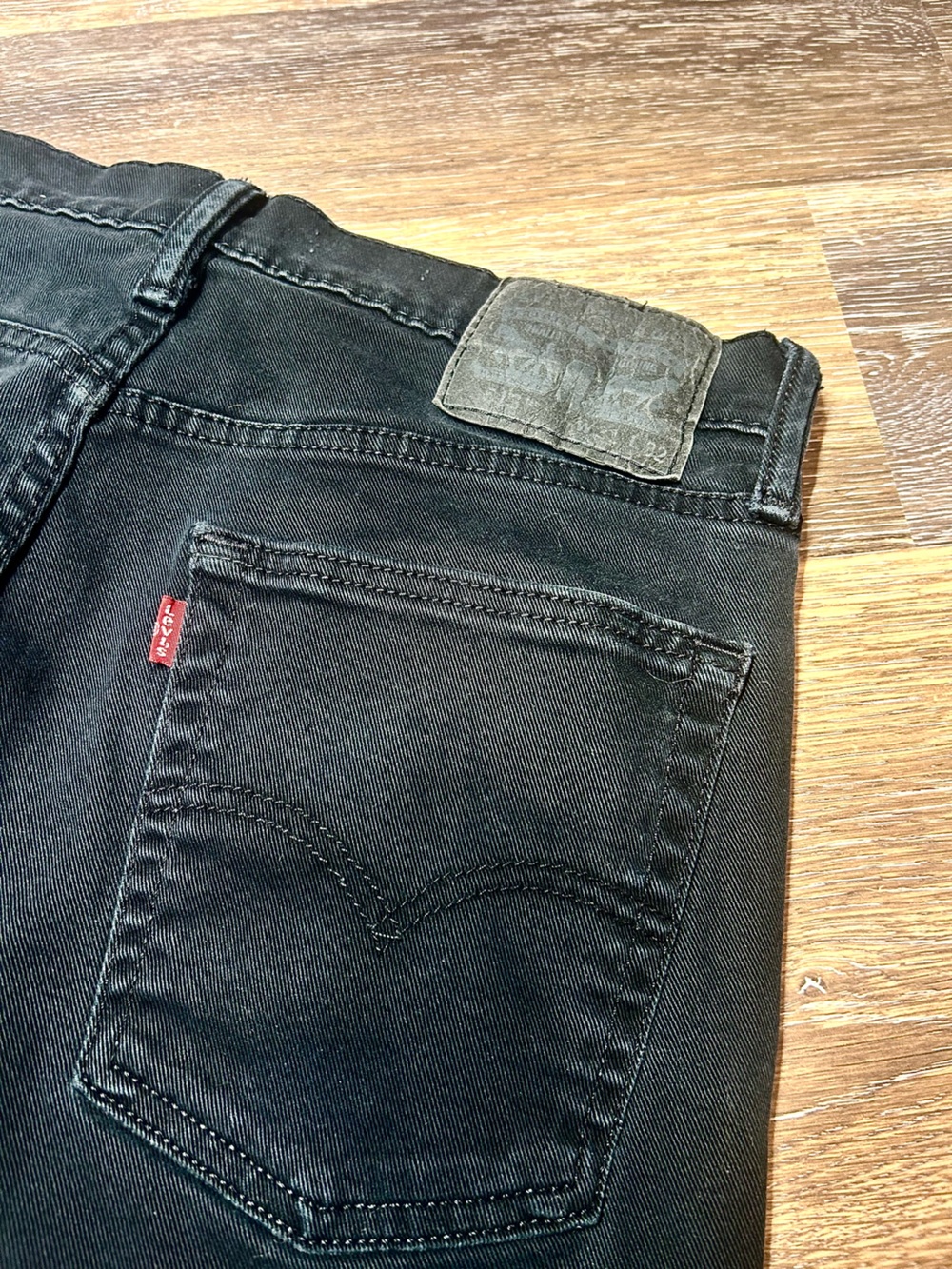 Levi’s Black Low Rise Straight Leg Jeans Y2K Faded Denim